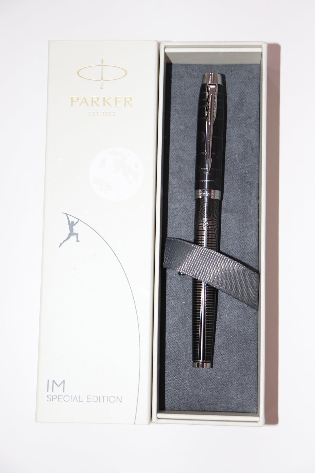 Parker IM Special Edition Metallic Pursuit Fountain Pen