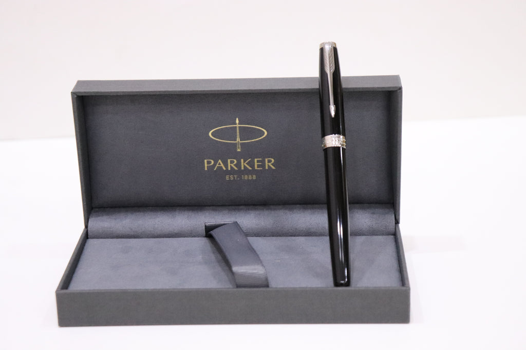 Parker Sonnet Black Lacquer Chrome Trim Fountain Pen