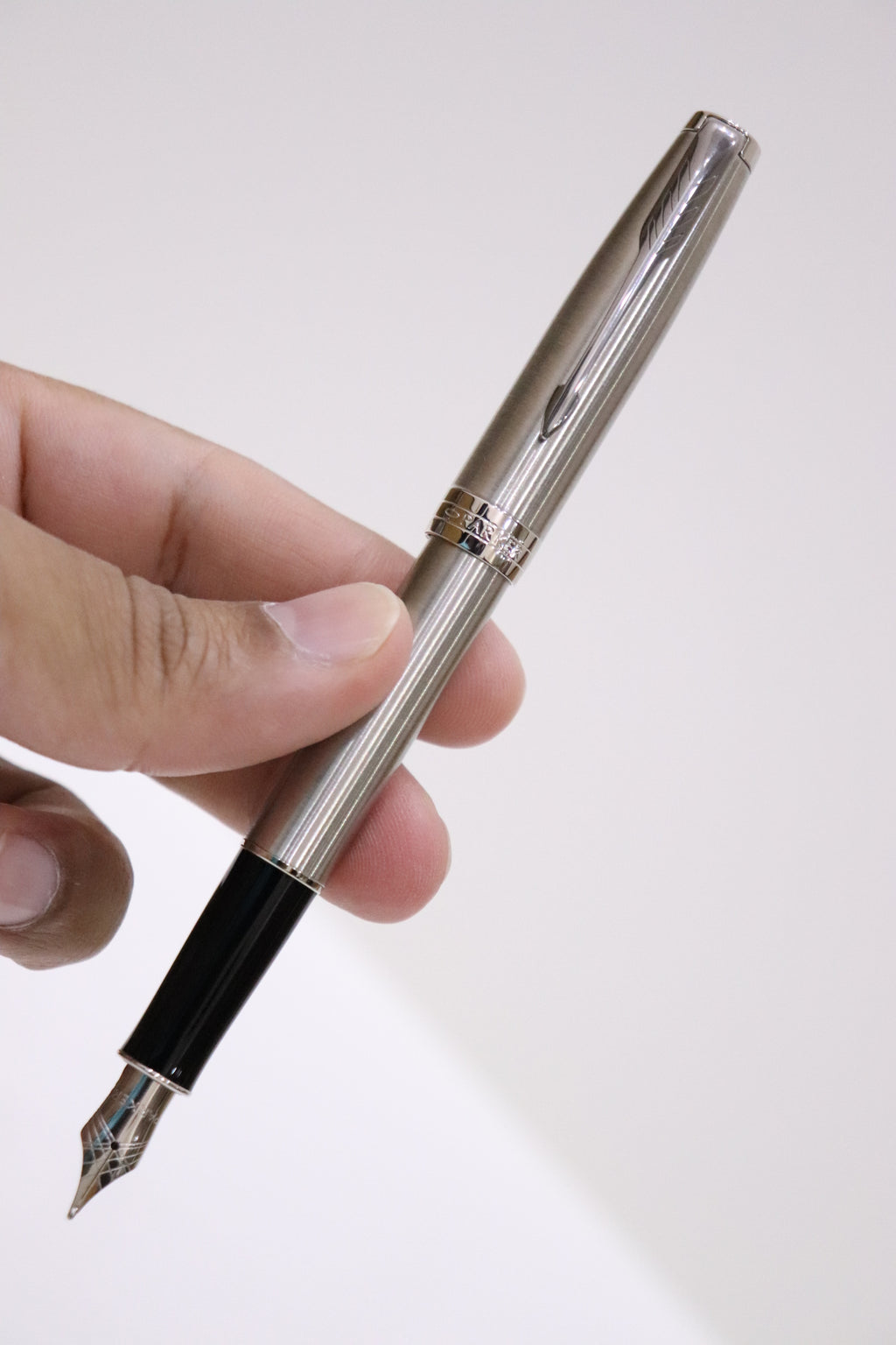 Parker Sonnet Stainless Steel Chrome Trim Fountain Pen