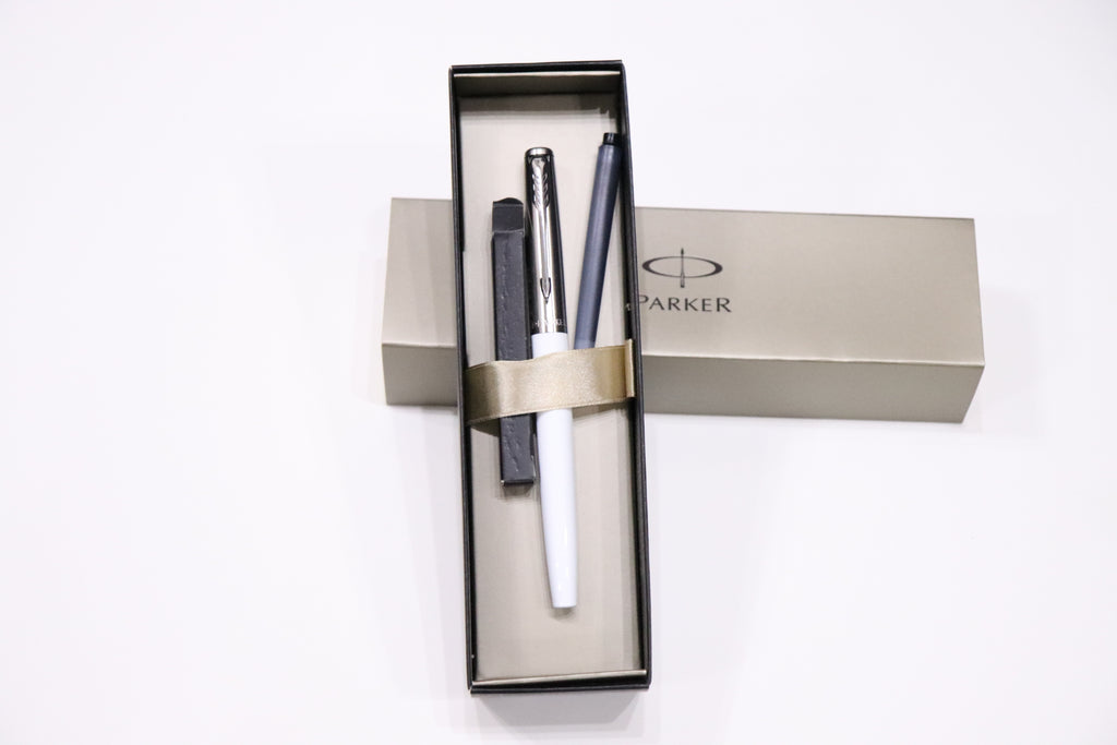 Parker Jotter Original White Fountain Pen
