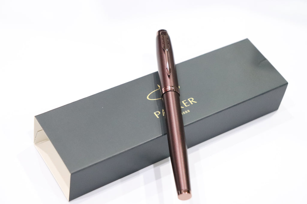 Parker IM Monochrome Burgundy Fountain Pen