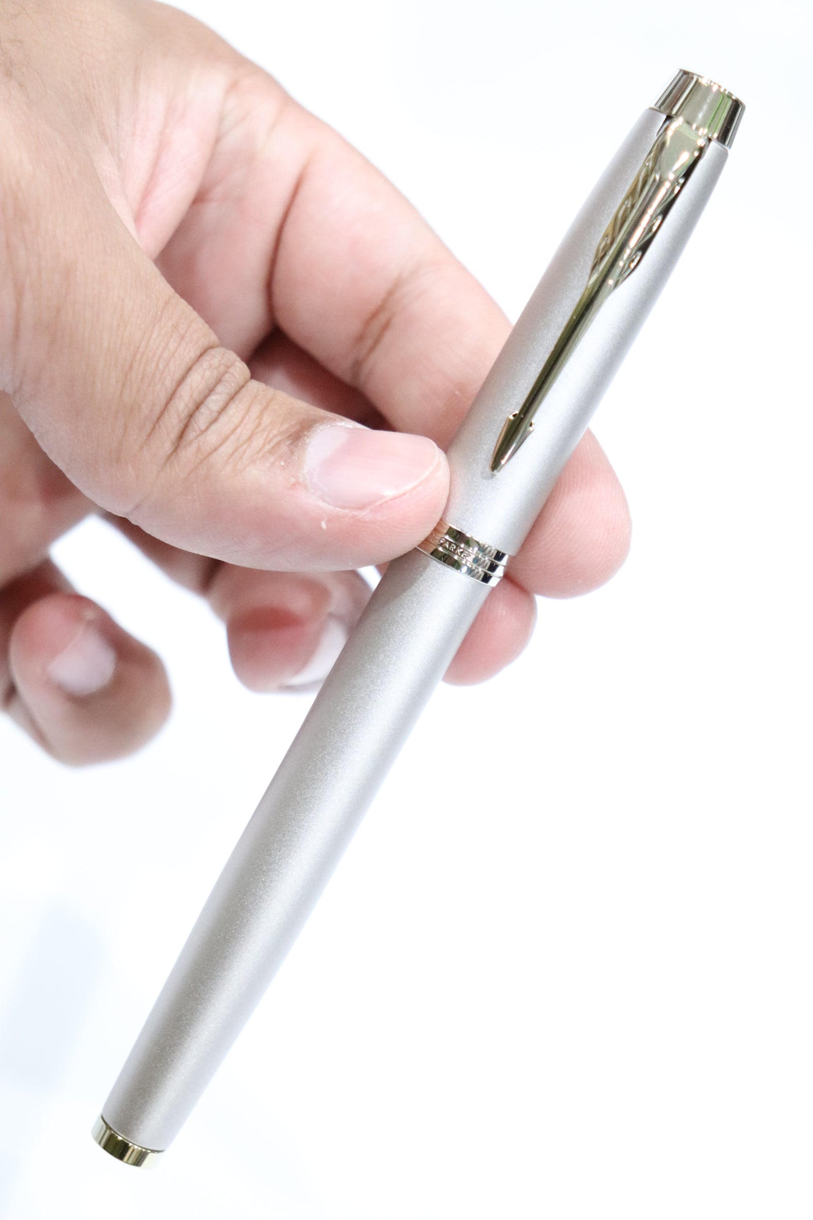Parker IM Monochrome Champagne Fountain Pen