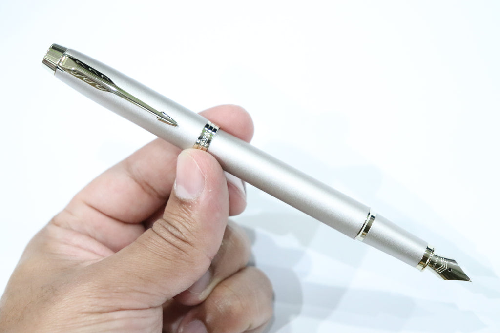 Parker IM Monochrome Champagne Fountain Pen
