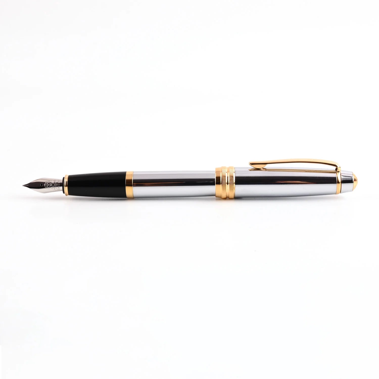 Cross Bailey Medalist Fountain Pen – Chrome with Gold Trim