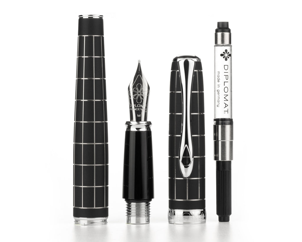 Diplomat Excellence A Plus Rhomb Guilloche Lapis Black Fountain Pen