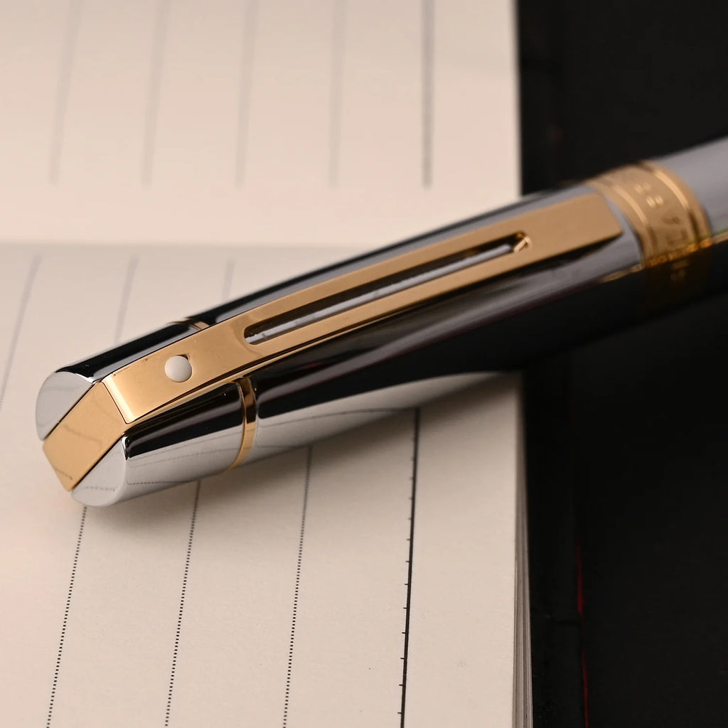 Sheaffer Gift Collection 300 – 9342 Chrome / Gold Tone Trim Fountain Pen