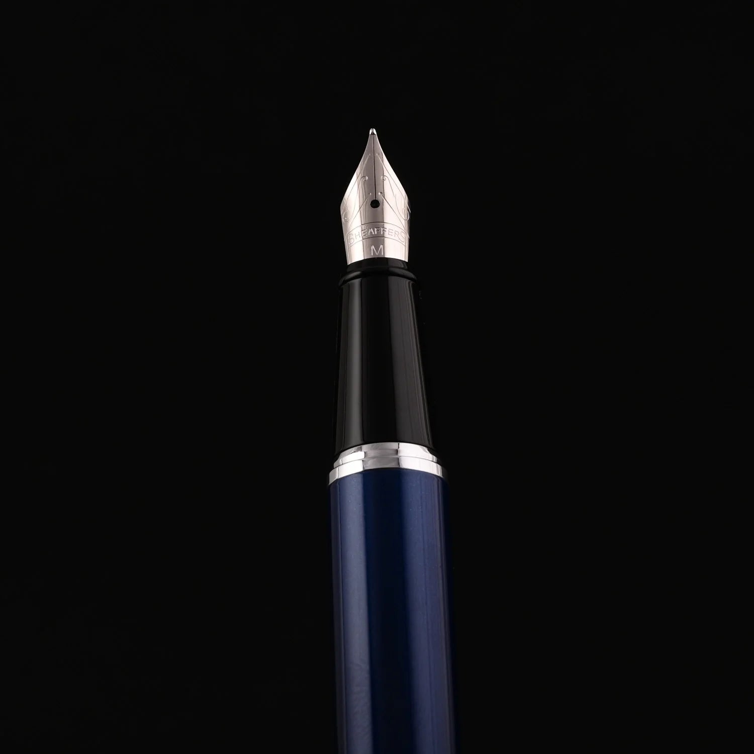 Sheaffer Gift Collection 300 – 9341 Blue Lacquer Chrome Trim Fountain Pen