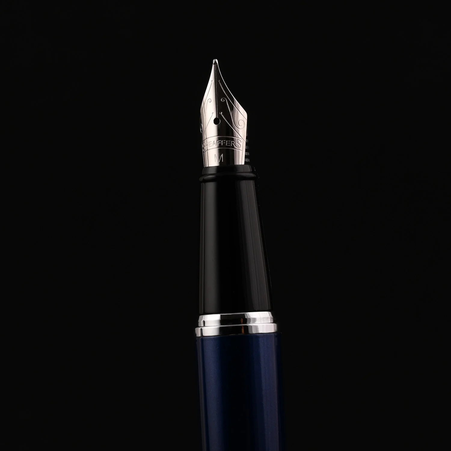 Sheaffer Gift Collection 300 – 9341 Blue Lacquer Chrome Trim Fountain Pen