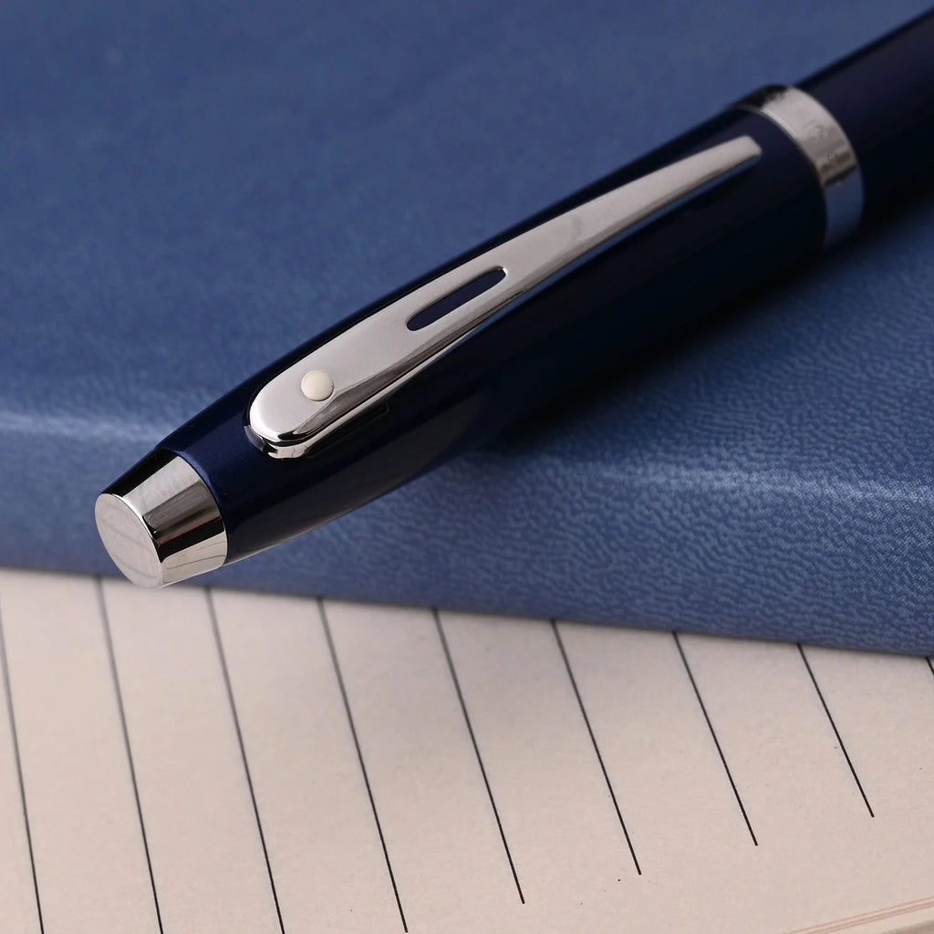 Sheaffer Gift Collection 100 – 9339 Fountain Pen | Glossy Blue Lacquer with Chrome Trim
