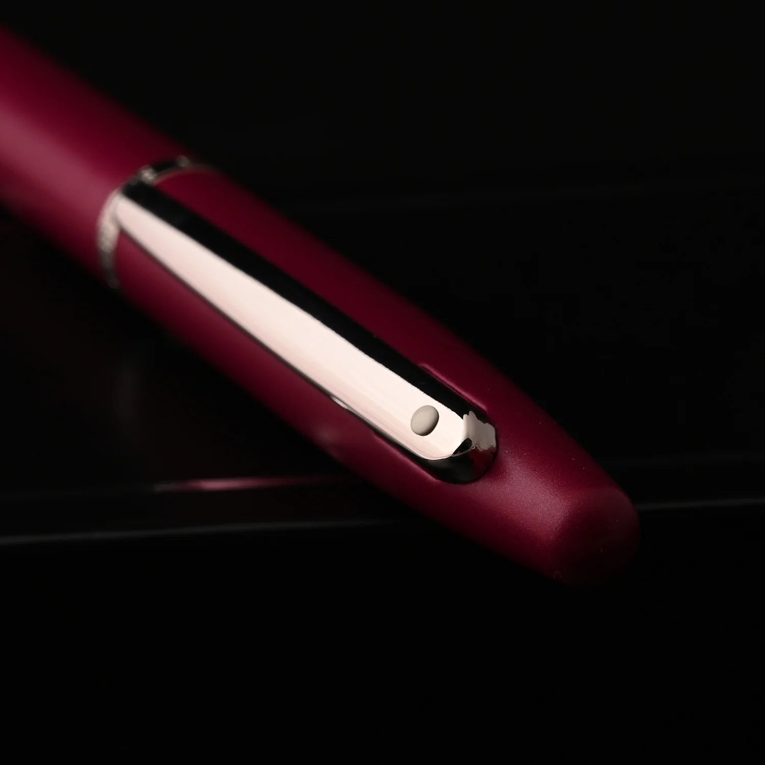 Sheaffer VFM 9403 Excessive Red Fountain Pen